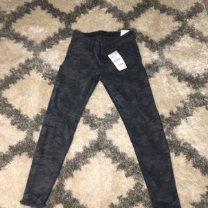 Zara Womens camo jeans
